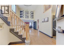 425 SAUVE Crescent - 8