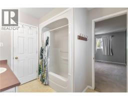 21 AXFORD Parkway - 16