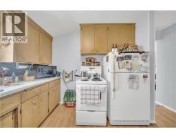 141 SAMUEL Street - 35