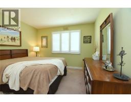 320 HAMILTON Drive UnitNo. 4 - 21