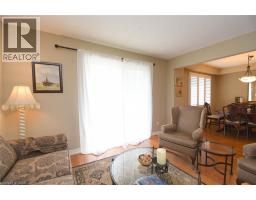 320 HAMILTON Drive UnitNo. 4 - 4