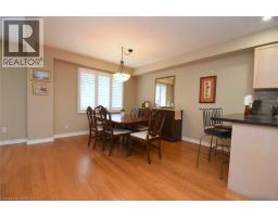 320 HAMILTON Drive UnitNo. 4 - 5