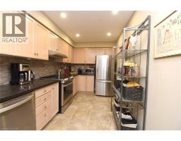 320 HAMILTON Drive UnitNo. 4 - 8