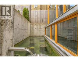 7 COBOURG Street - 11