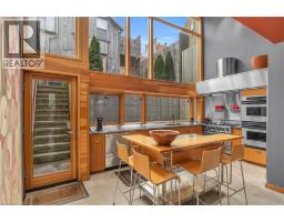 7 COBOURG Street - 9