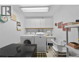 10 NORMANDY Court - 32