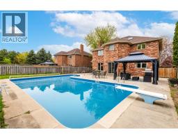 75 HANDORF Drive - 42