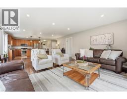 12 MILLCROFT Drive - 22