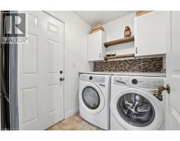 12 MILLCROFT Drive - 26