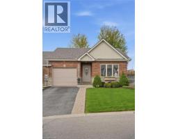 12 MILLCROFT Drive - 3