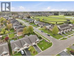 12 MILLCROFT Drive - 4