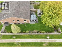 12 MILLCROFT Drive - 44