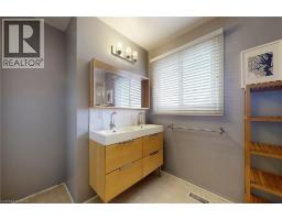 62 COMO Place - 32