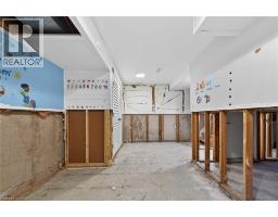 149 ST CATHERINE Street UnitNo. 13 - 32