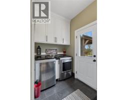 2116 BINBROOK Road E - 17