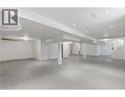 12 SUMNER Crescent - 42