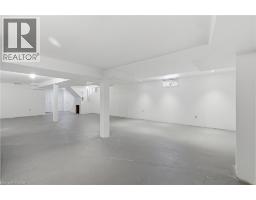 12 SUMNER Crescent - 43