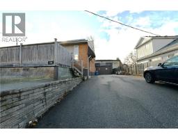 148 ONTARIO Street N - 2