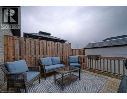 15 MATHESON Crescent - 45