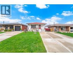 31 SUMMERCREST Drive - 3