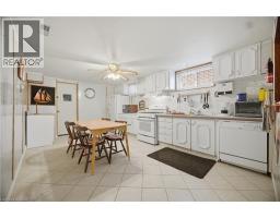 31 SUMMERCREST Drive - 33