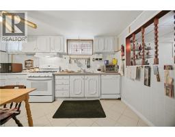 31 SUMMERCREST Drive - 34