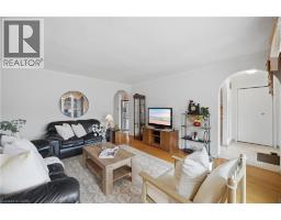 31 SUMMERCREST Drive - 6