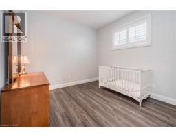 114 WOODBERRY Crescent - 18