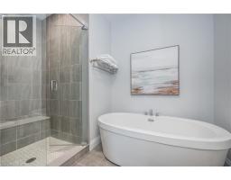 114 WOODBERRY Crescent - 25