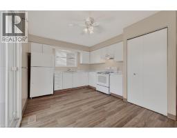 62 CATHERINE Street - 12