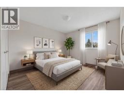 62 CATHERINE Street - 18