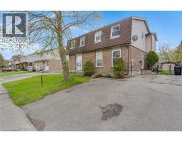 33 MEADOW WOODS Crescent - 1
