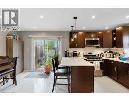 33 MEADOW WOODS Crescent - 4