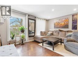 33 MEADOW WOODS Crescent - 9