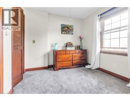 84 TROTTIER Drive - 27