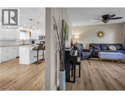 84 TROTTIER Drive - 32