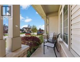 4324 BEVERLEY Crescent - 4