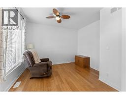 4324 BEVERLEY Crescent - 9