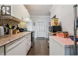 27 ROSEVIEW Avenue - 22