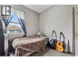 27 ROSEVIEW Avenue - 28