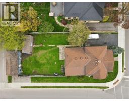 27 ROSEVIEW Avenue - 43