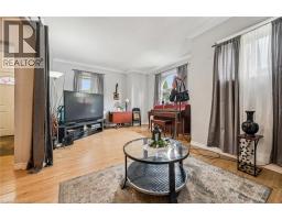 27 ROSEVIEW Avenue - 8