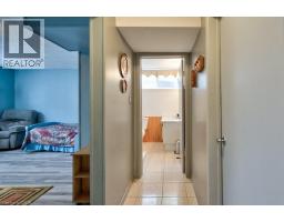 34 WESTWOOD Crescent - 34