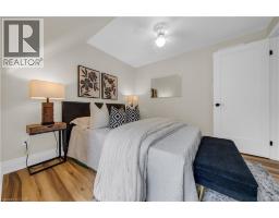 26 PEACHTREE Crescent - 26