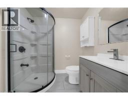 26 PEACHTREE Crescent - 33