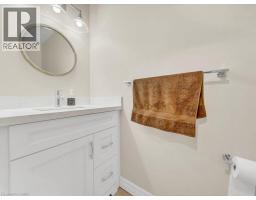 16 GLENNIE Court - 17