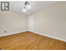 16 GLENNIE Court - 31