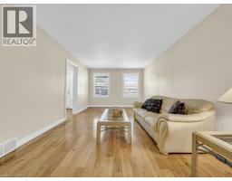 16 GLENNIE Court - 7