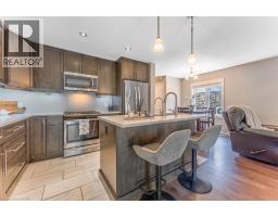 132 TEMPLEWOOD Drive - 13