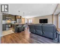 132 TEMPLEWOOD Drive - 18